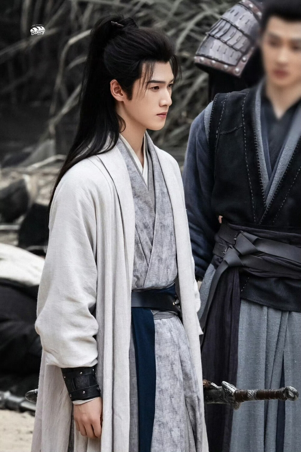 李昀锐 ‖ 冰湖重生◎诸葛玥
图源微博cr：Bakery | 李昀锐