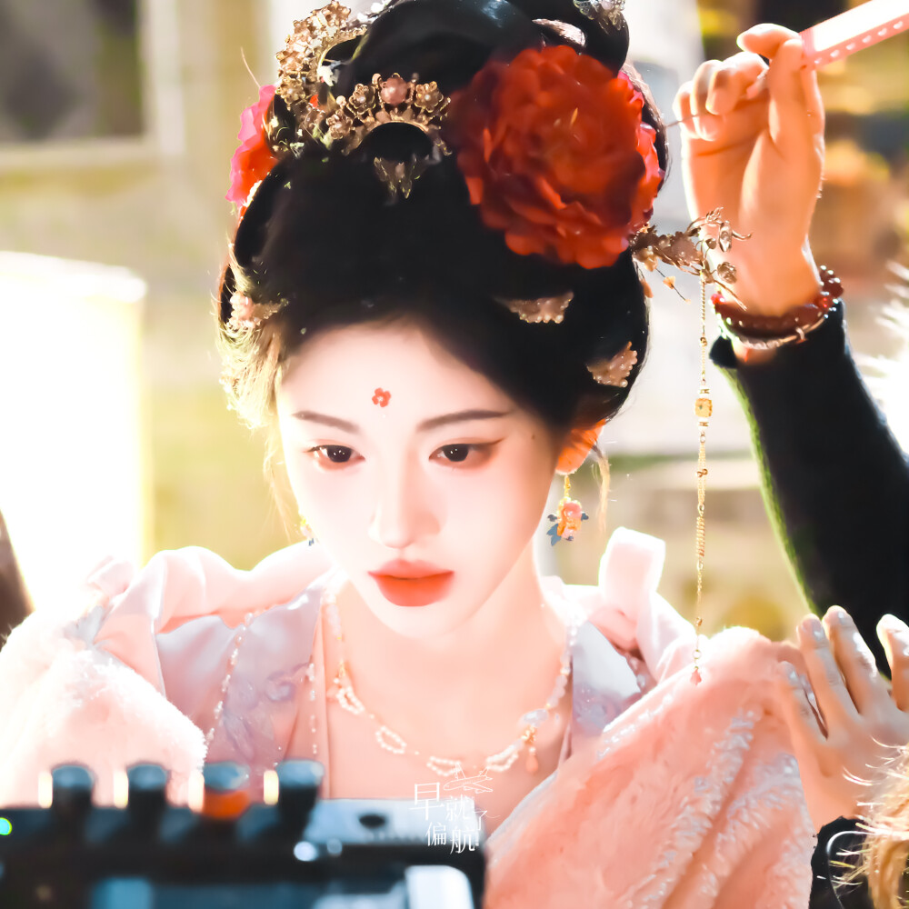 鞠婧祎