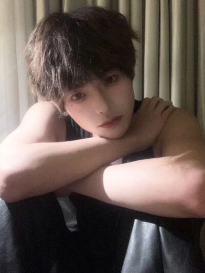 战斧腿 肌肉男 金刚芭比