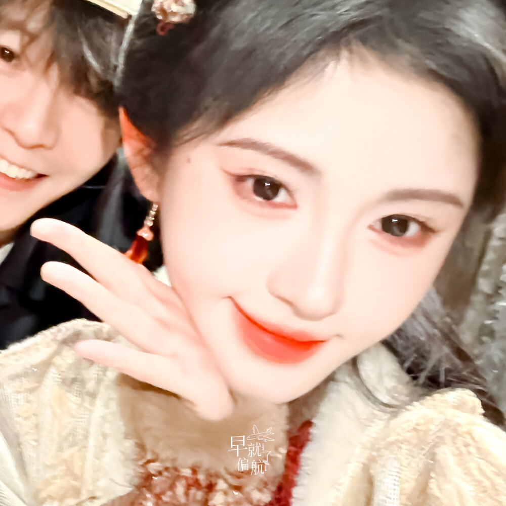 鞠婧祎