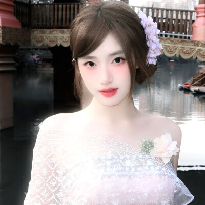 胡馨尹