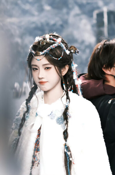 鞠婧祎
