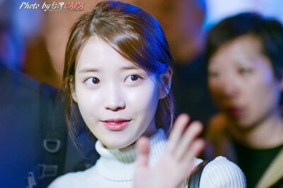 IU