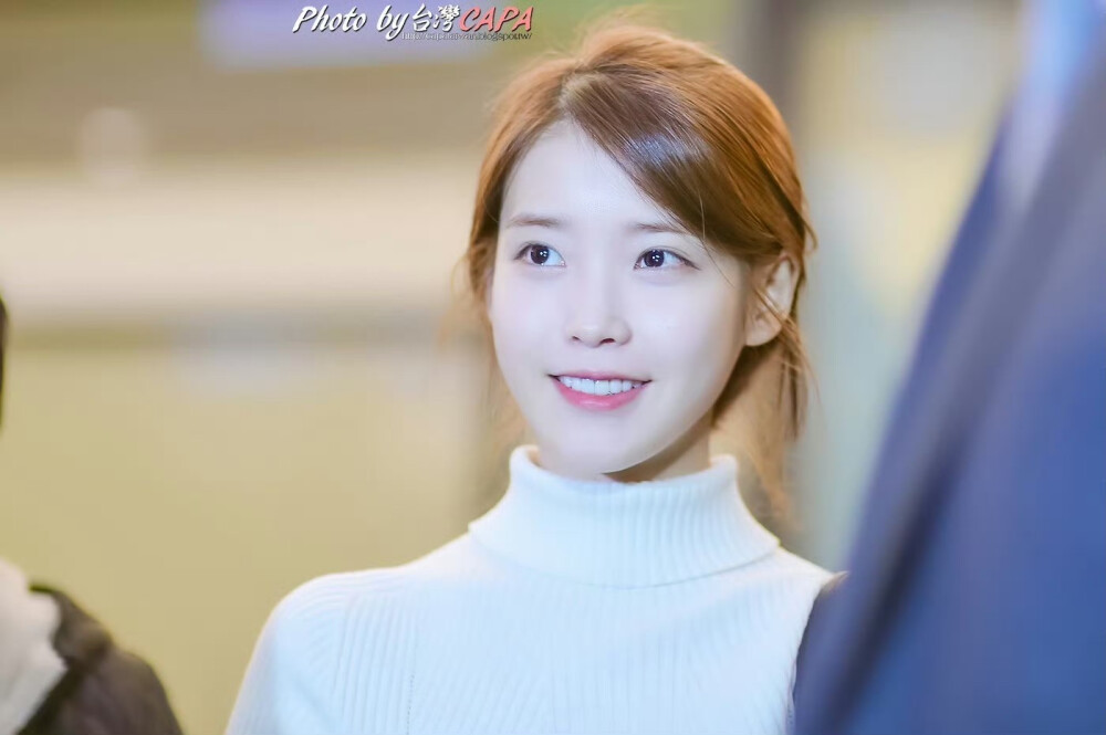 IU