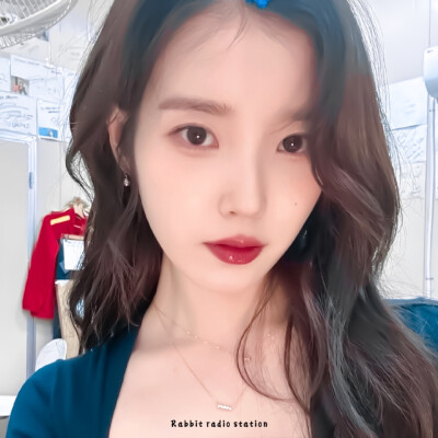 IU