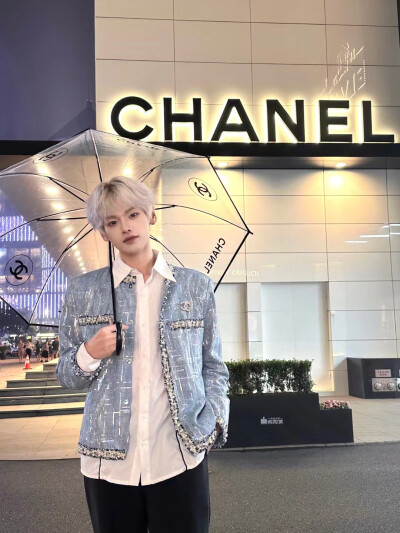 香奈儿 CHANEL