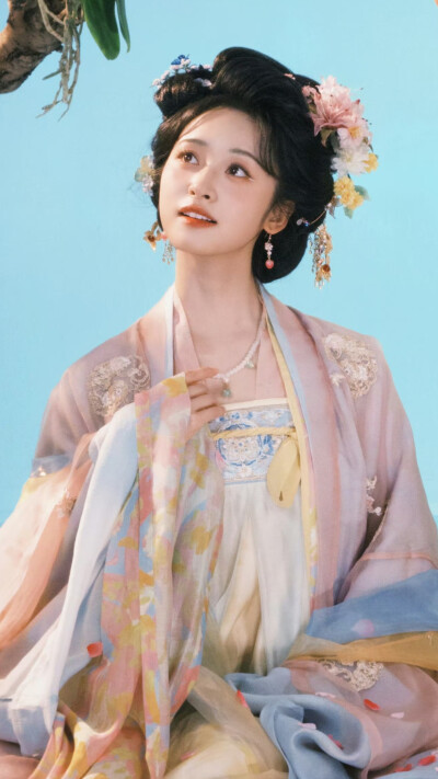 沈月