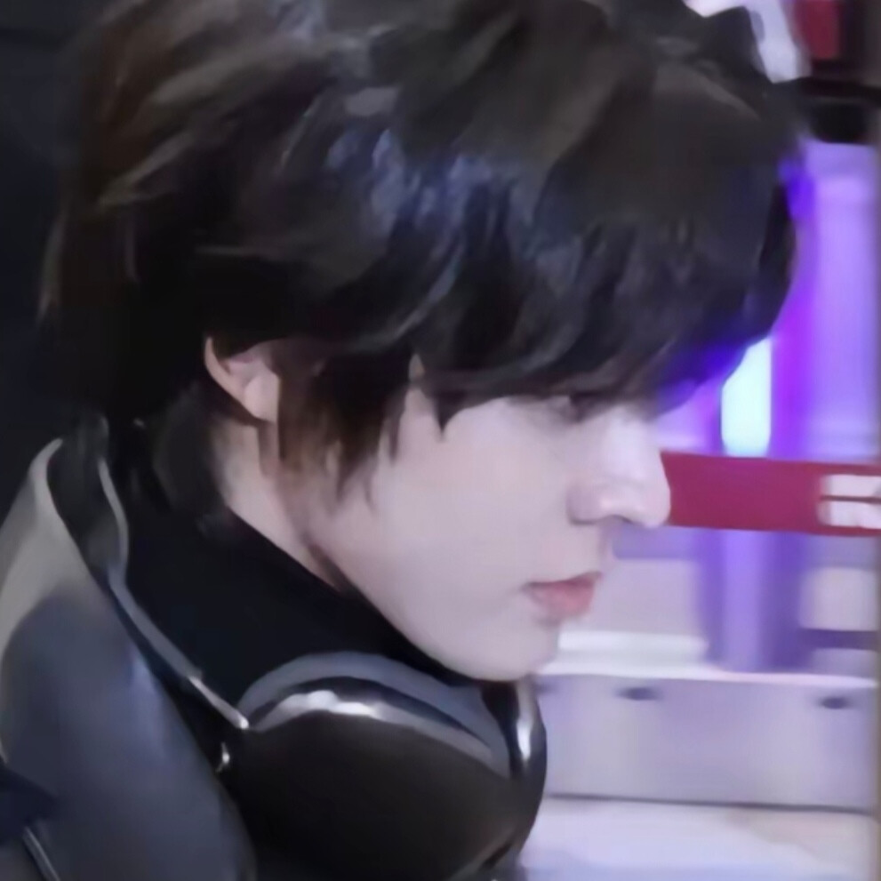、