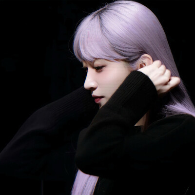  安喜延
郁金香来迟的午后 留下红茶和咖啡的丽莉夫人 