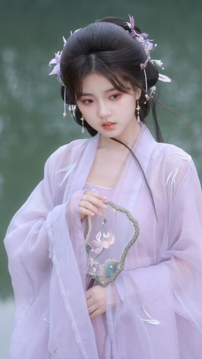 宥拉
