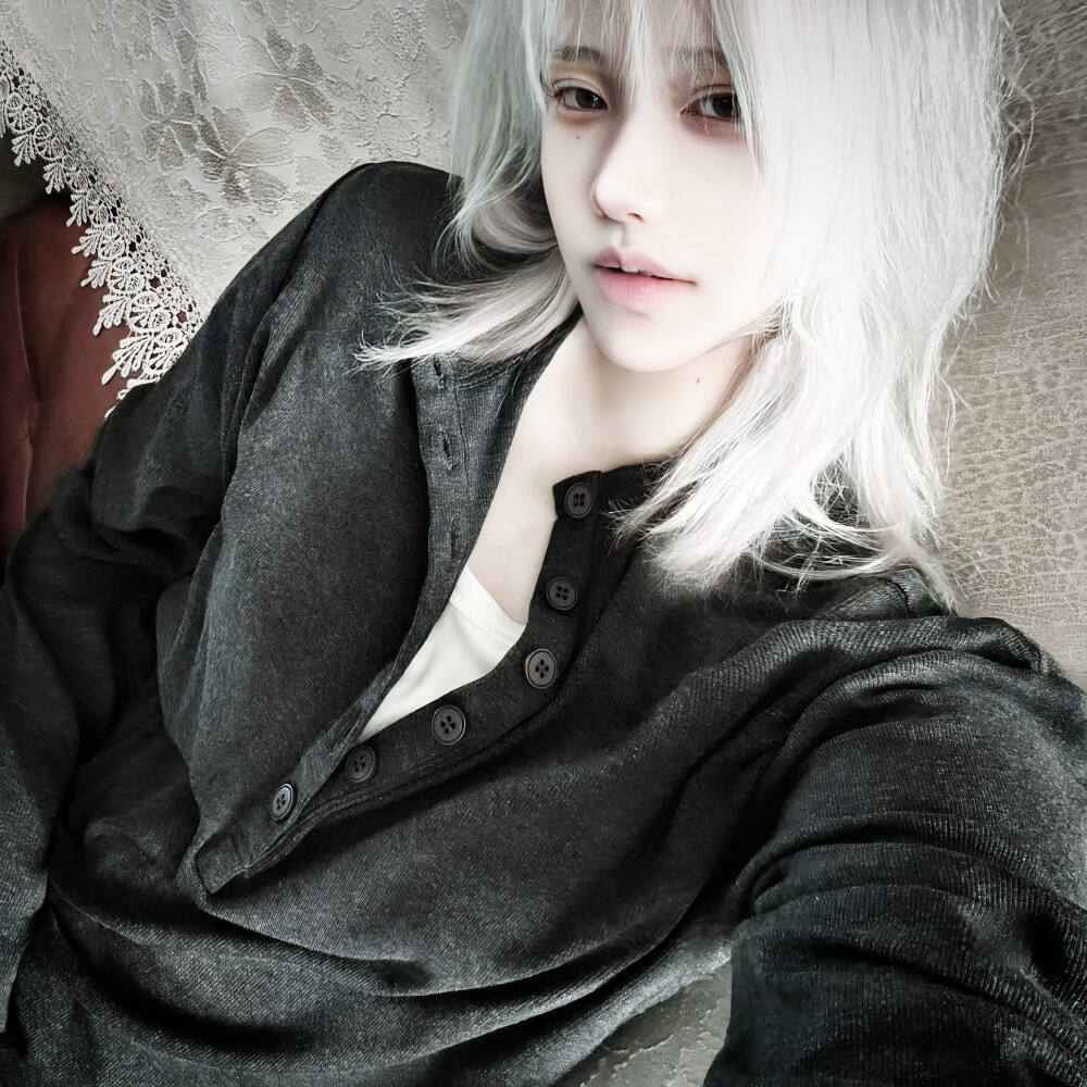 权威真人男头