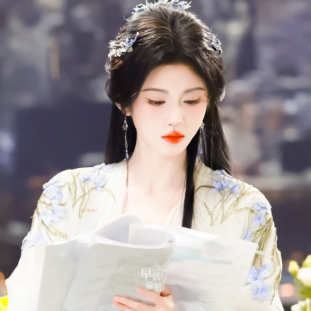 鞠婧祎