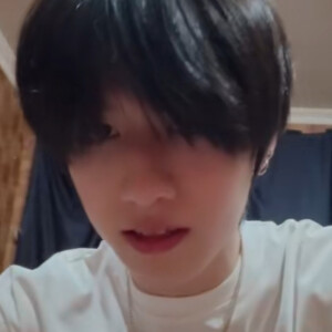 而你教我怎么接吻像是一本教科书