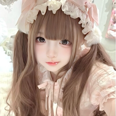 少萝女头