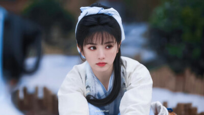 李薇