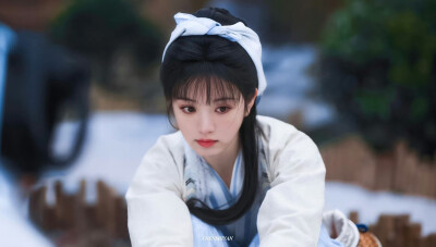李薇