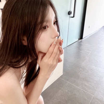 自