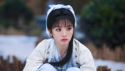李薇