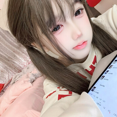 少萝女头