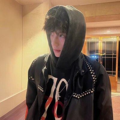 自