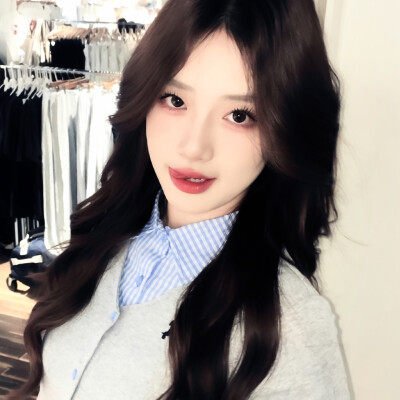 空气像青苹果 公车开满花朵