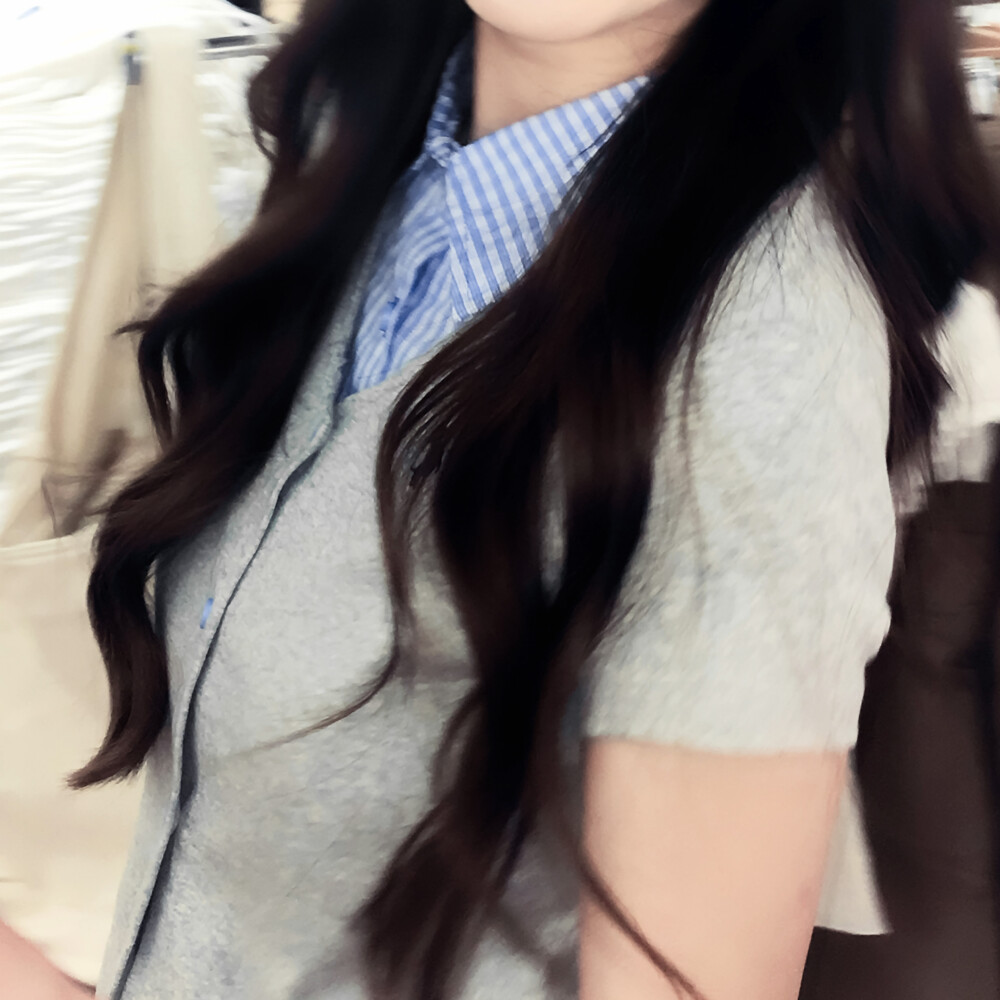 空气像青苹果 公车开满花朵