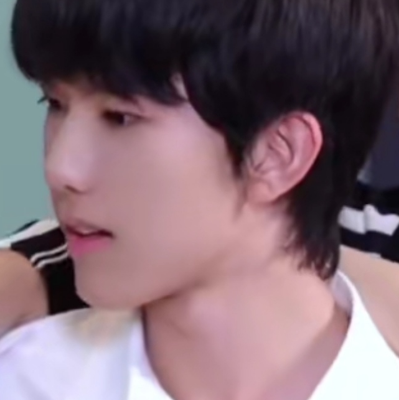 我就是哥哥宝呀୧꒰•̀ᴗ•́꒱୨