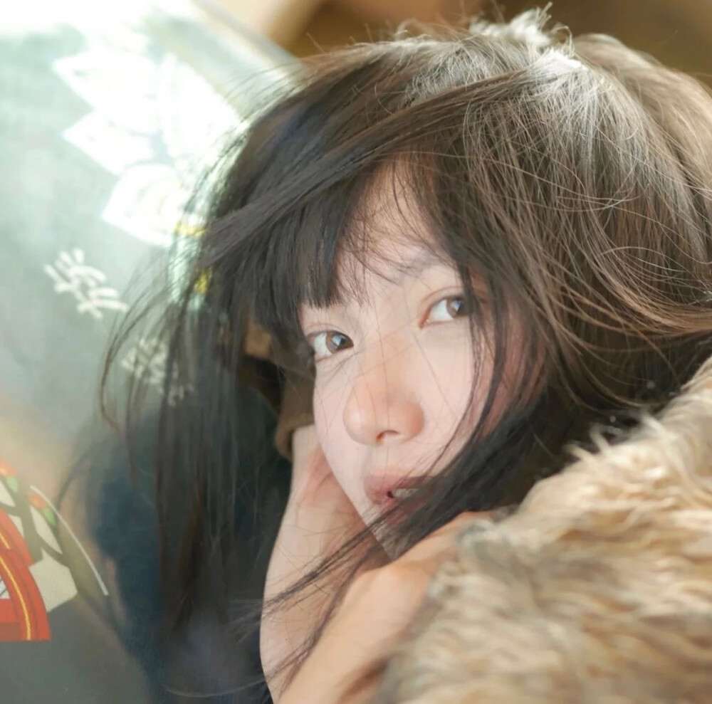 明媚 简约 小众 女头