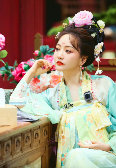 杨蓉