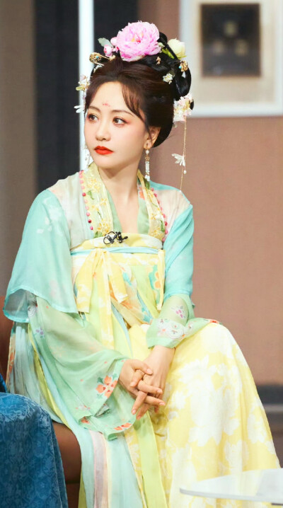 杨蓉