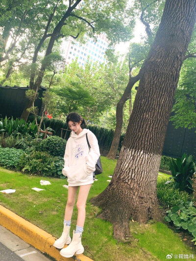 鞠婧祎头像