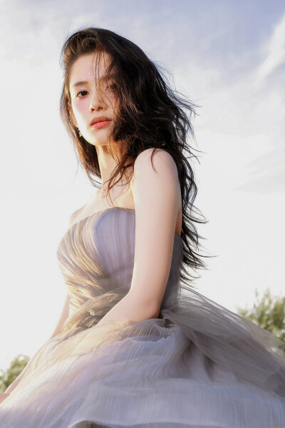 张婧仪