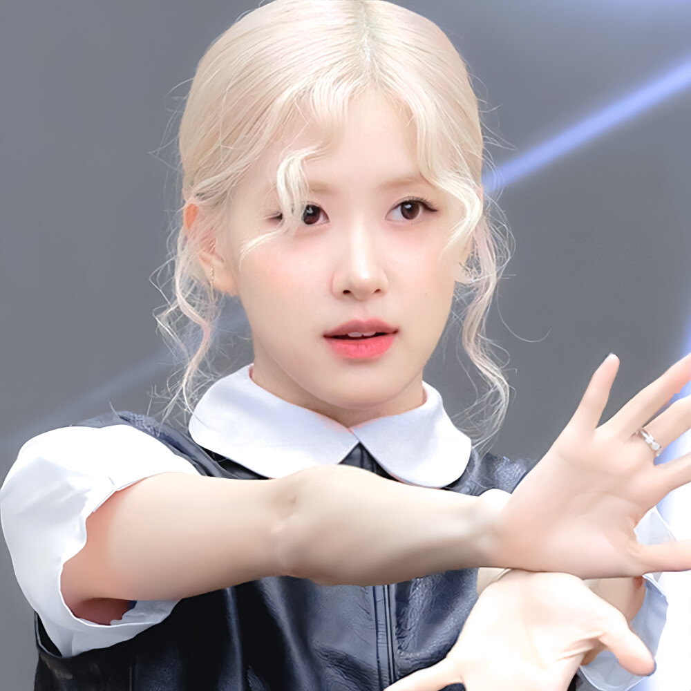  내가 널 사랑하는 만큼 눈이 온다면 봄은 오지 않을거
（如果雪如同我爱你那般降临 春天就不会来了）