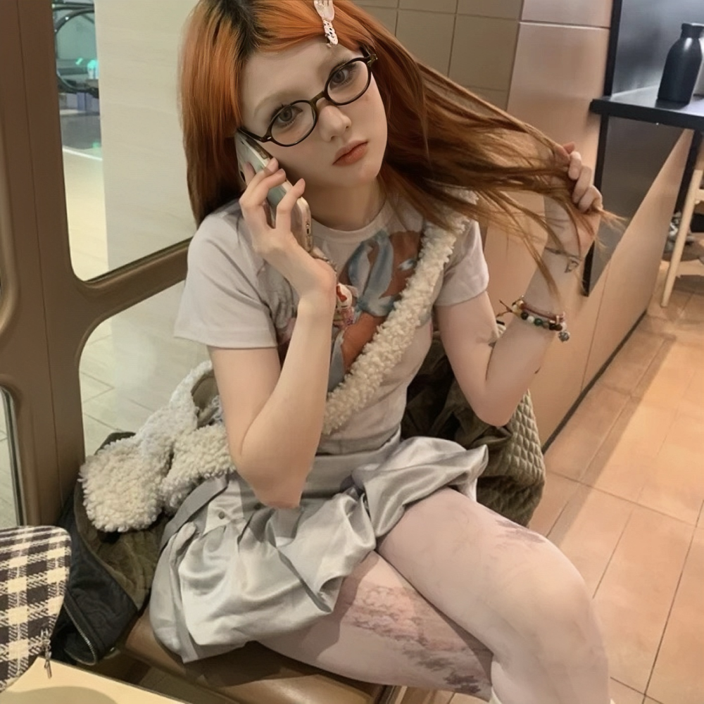 女.