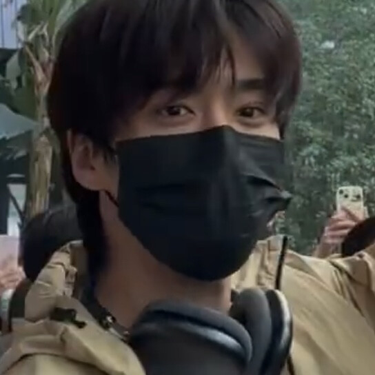 也请别忘记，谁都像玻璃