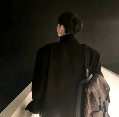 七彩