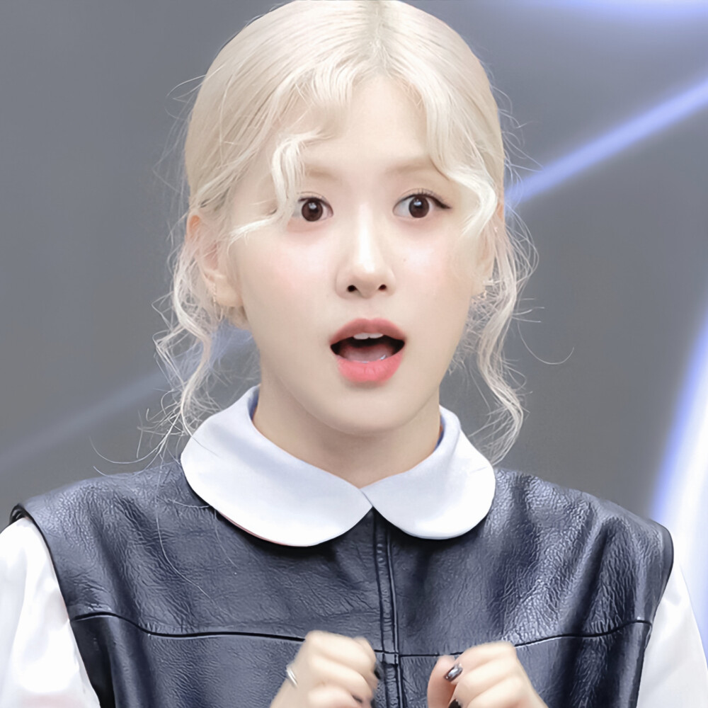  내가 널 사랑하는 만큼 눈이 온다면 봄은 오지 않을거
（如果雪如同我爱你那般降临 春天就不会来了）