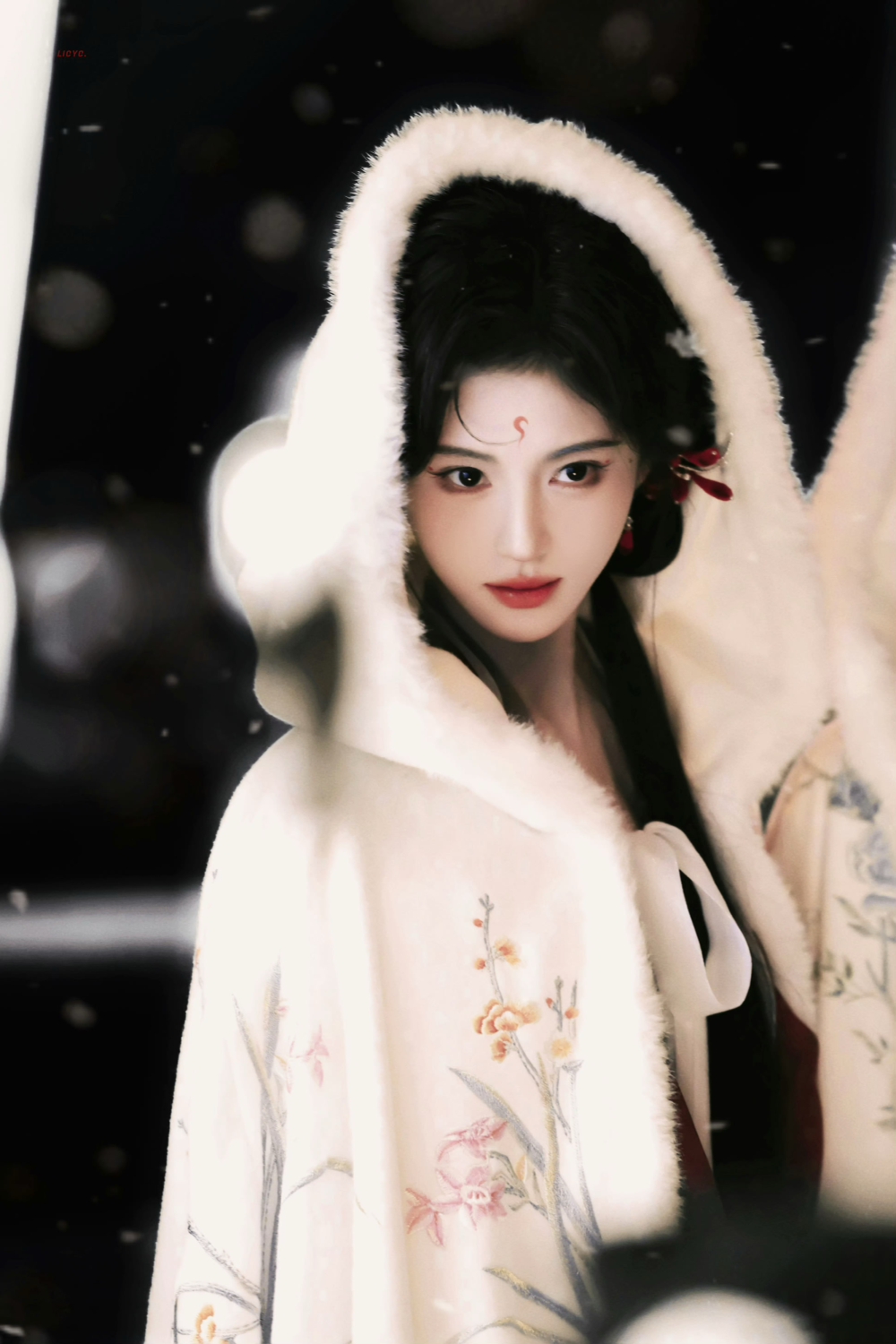 鞠婧祎