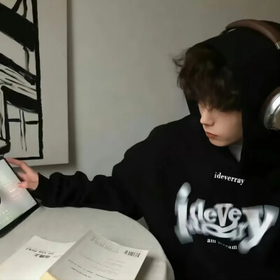 给男朋友找的头像