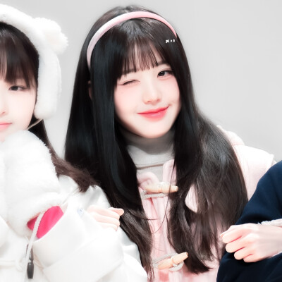 直井怜 张元英 金志垣
库存一组