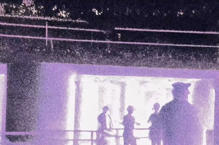：：