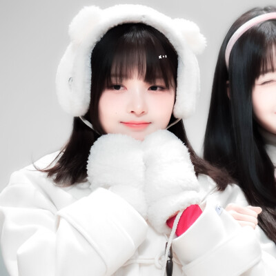 直井怜 张元英 金志垣
库存一组