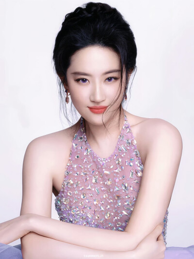 刘亦菲华为鸿蒙智行智界品牌大使2025.4.7