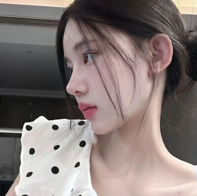 头像女