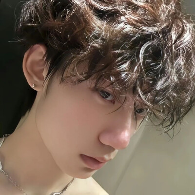 给男朋友找的头像