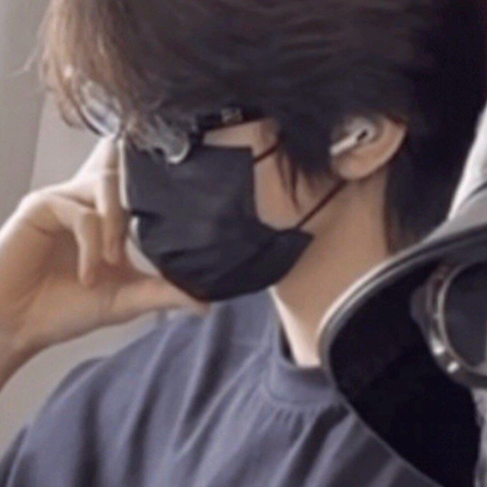 修了一套白的一套黑的