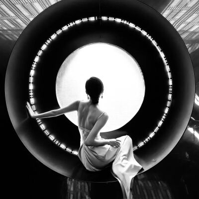 女头