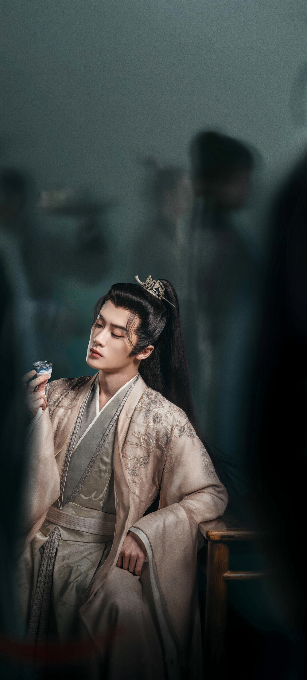 相柳自修壁纸，p5左边那张发不出来，啊啊啊发个拼图，可私拿