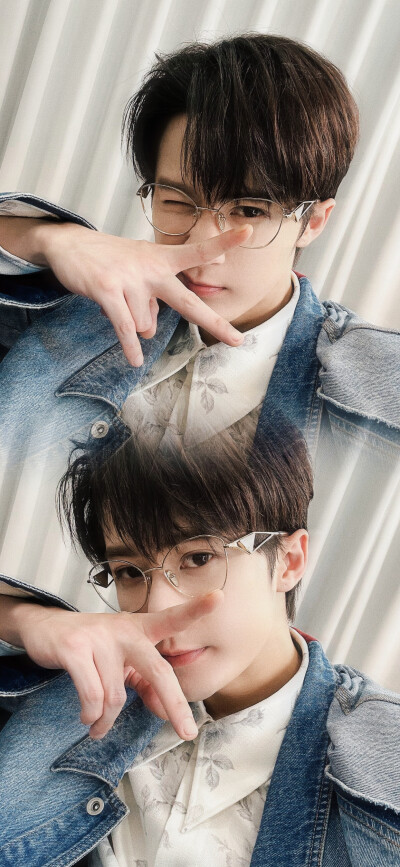 檀健次自修壁纸