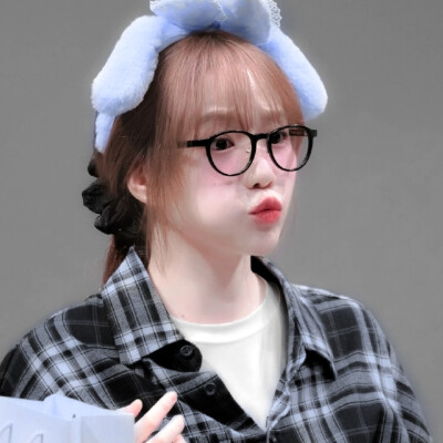 
열일곱 살 상처—《十七岁》*窗外的雨
